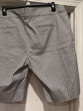 Katies Dress Shorts Sz 20